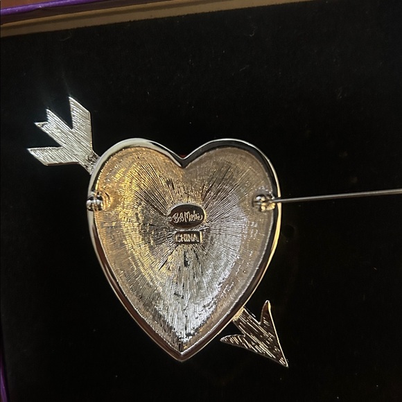 Bob Mackie Red Heart Brooch, Silver tone Arrow about 2.5 in tall, 2.5 in wide - Picture 2 of 7